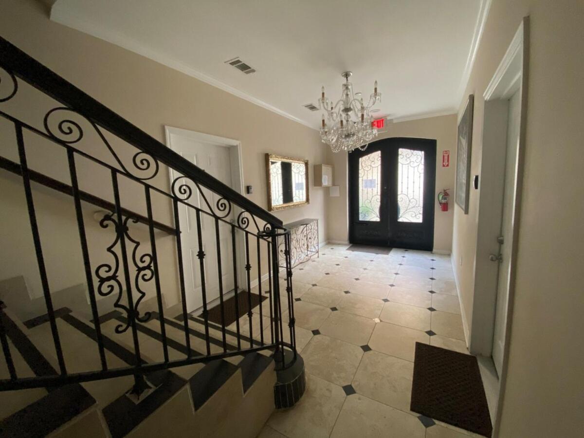 Tise Plaza Condos Ню Орлиънс Екстериор снимка