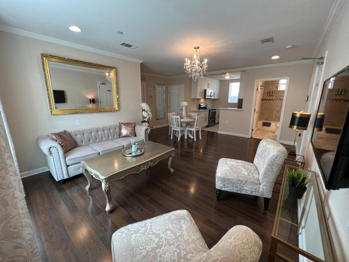 Tise Plaza Condos Ню Орлиънс Екстериор снимка